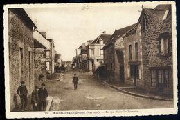 Cpa Du 53 Ambrières Le Grand - La Rue Nouvelle - Traverse   NCL31 - Ambrieres Les Vallees