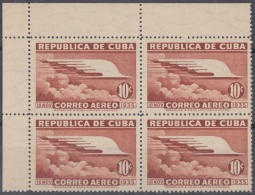 1936-245 CUBA REPUBLICA 1936 Ed.300 10c AIR MAIL. CENTENARIO MAXIMO GOMEZ. RAYO. GOMA ORIGINAL Y MANCHAS. - Ongebruikt