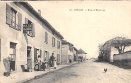 38 - ISERE / Diémoz - Route D' Heyrieux - Café Gonin -  Beau Cliché Animé - Diémoz