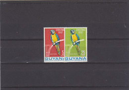 GUYANA 1967 Serie MNH With Parrot. - Pappagalli & Tropicali