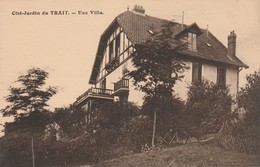 76 - LE TRAIT - Une Villa - Le Trait