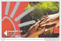 Maldives,  Pre-Paid Rf 100, Hands, 2 Scans - Maldives