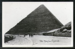 Egypt The Khafre Pyramid View / Picture Post Card # PC073 - Pyramiden