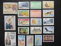 Andorre Français: 19 Timbres Neufs - Collections