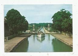 G-I-E , Cp , Bateaux , Péniche , BRIARE LE CANAL , 45 , Le Pont Canal , Voyagée 1972 , Ed: Valoire - Houseboats