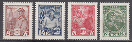 RUSSIA       SCOTT NO.  402-5     MINT HINGED    YEAR  1928 - Neufs