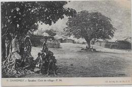 CPA DAHOMEY Afrique Noire Ethnic Savalou Village Non Circulé - Dahomey