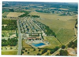 CP LOURMARIN, VUE GENERALE AERIENNE, LE CAMPING ET LA PISCINE, VAUCLUSE 84 - Lourmarin