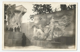 69 - Lyon Monument Aux Morts De La Grande Guerre La Victoire Haut Relief De Grange Photo Marcel Cachet Terreaux 1932 - Autres & Non Classés