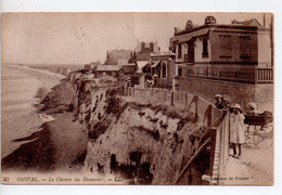 Delcampe - CPA.80.Onival.Le Chemin Des Douaniers.animé Enfants Bébé Dans Landau. - Onival