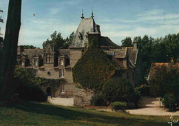 CPM  Cléder Chateau De Tronjoly - Cléder