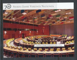 UN Vienna 2015. Cat # 576 SS. UN 70th Anniversary Souvenir Sheet. MNH (**) - Nuovi