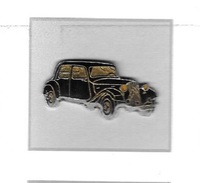 Pin´s  Automobile  Citroën  Traction  Noire - Citroën