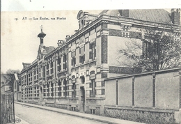 MARNE - 51 - AY - Les écoles, Rue Pierlot - Ay En Champagne