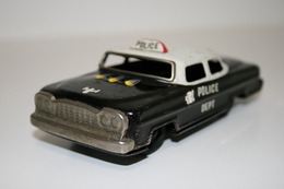 Vintage TIN TOY CAR : Mark UNKNOWN - Police Car - 13cm - JAPAN - 1940s/50s - Tin Friction Powered Police Car - Collectors & Unusuals - All Brands