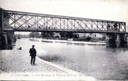 N°33946 -cpa Libourne -le Pont Métallique Du Tramway électrique- - Ouvrages D'Art