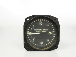 FLUG / BORDINSTRUMENTE, USAF Vertical Speed Indicator. (D) - Unclassified