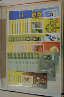 1960/2000: Three Stockbooks With A MNH Stock Souvenir Sheets And Some Sets Of Indonesia 1960-2000. Mostly Approx.... - Indonesië