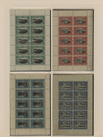 1915/1934, U/m Collection Of 64 Booklet Panes, Specialised To Different Printings, Comprising Issues 1915, 1922,... - Other & Unclassified