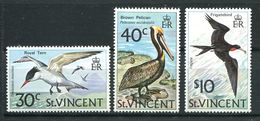 SAINT VINCENT 1974 - Yvert 361/63 - Oiseau - Neuf * (MLH) Avec Trace De Charniere - St.Vincent (...-1979)