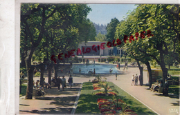 73 - AIX LES BAINS - LE PARC DES THERMES  LA PIECE D' EAU ET LE THEATRE DE VERDURE -1968 - Aix Les Bains