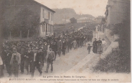 54 - MONT ST MARTIN - GREVE - OUVRIERS GREVISTES SUIVANT L'ENTERREMENT DE L'OUVRIER TUE DANS UNE CHARGE DE CAVALERIE - Mont Saint Martin