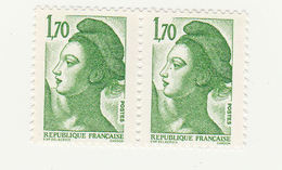 FRANCE N° 2318 1F70 VERT TYPE LIBERTE TACHE DE COULEUR A COTE DE L'OEIL  NEUF SANS CHARNIERE - Unused Stamps