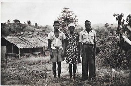 GABON - Afrique - Type De Mpoungoué - Gabon