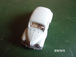 Renault 4CV 1946 1/54 - Norev