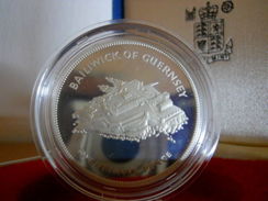 GUERNSEY 25 PENCE 1977 SILVER PROOF "1952-1977 SECOND QUEEN" - Guernsey