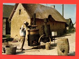 JUGON - La Ferme Du St Esprit Des Bois En PLEDELIAC - Le Bouilleur De Cru Près Du Cellier. - Jugon-les-Lacs