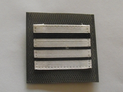 Grade Velcro Sur Fond Vert Grade Commandant Armée De Terre - Divise