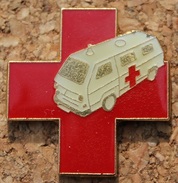 SAMARITAINS - CROIX ROUGE - AMBULANCE - RED CROSS - ROTES KREUZ - CROCE ROSSA - CRUZ ROJA -     (14) - Geneeskunde