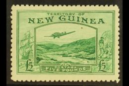 1935 AIRMAIL £5 Emerald-green, Bulolo Goldfields, SG 205, Tiny, Natural Paper Inclusion, Otherwise Never... - Papouasie-Nouvelle-Guinée