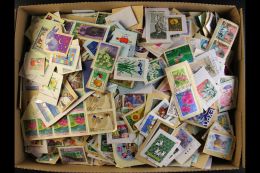 UPMARKET KILOWARE 1970's To 2000's On-paper Used Hoard Loose In A Carton. A Colourful, Attractive And Varied... - Autres & Non Classés