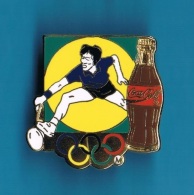 1 PIN'S  //   ** COCA COLA ** JO ** TENNIS ** . (Worldwide Olympic Sponsors ® C.O.A. A.O.C. Artiss-Regina) - Coca-Cola