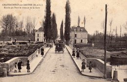 CHATEAUNEUF Sur SARTHE - Entrée Du Pont Et Avenue De La Gare - Chateauneuf Sur Sarthe