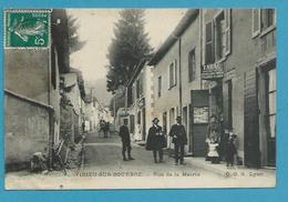 CPA Commerce Tabac - Marchand Cartes Postales Rue De La Mairie VIRIEU-SUR-BOURBRE 38 - Virieu