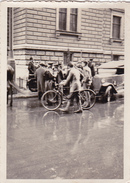 Croatia - Old Car And Bicycle - Other & Unclassified