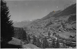 ERLENBACH → Bahnhof Voller Züge Mit Der Gantrischkette Im Hintergrund, Ca.1945 - Erlenbach