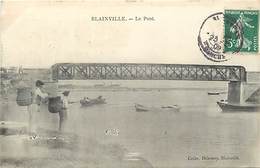 -ref-P927- Manche - Blainville Sur Mer - Pont - Ponts - Pecheurs Portant La Nasse Sur Le Dos - Pecheur - Peche A Pied - - Blainville Sur Mer