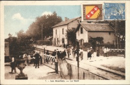 44 - LES MOUTIERS   LA GARE - Les Moutiers-en-Retz