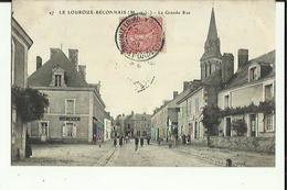 Le Louroux-Beconnais  49    La Grand  Tres  Animée - Café  Et Epicerie - Le Louroux Beconnais