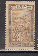 MADAGASCAR *  YT N° 94 95 96 97 - Unused Stamps