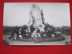 GUSTROW - CP PHOTO: " LOUIS POSTIF " - CAMP DE PRISONNIERS 14 / 18  - " MONUMENT DU CAMP "  - " RARE " - Güstrow