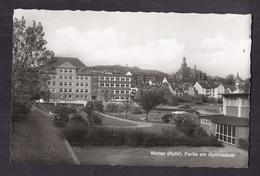 CPSM ALLEMAGNE - WETTER ( Ruhr ) - Partie Am Gymnasium - TB PLAN EDIFICE SPORTIF + Jolie Vue Partie Du Village - Wetter