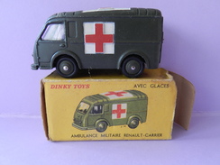 DINKY TOYS MECCANO FRANCE AMBULANCE MILITAIRE RENAULT CARRIER - Dinky