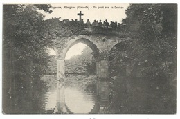33 Mérignac - Ecole De Guyenne - Un Pont Sur La Devèze - Merignac