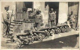 ** T2 1915 Eroberte Russische Maschinengewehre In Einer Sammelstelle. Originalfoto F. J. Marik / K.u.K. WWI... - Ohne Zuordnung