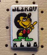 Abanka,  Bank, Banco, Banque Hedgehog Club Slovenia Ex Yugoslavia Pin - Banks